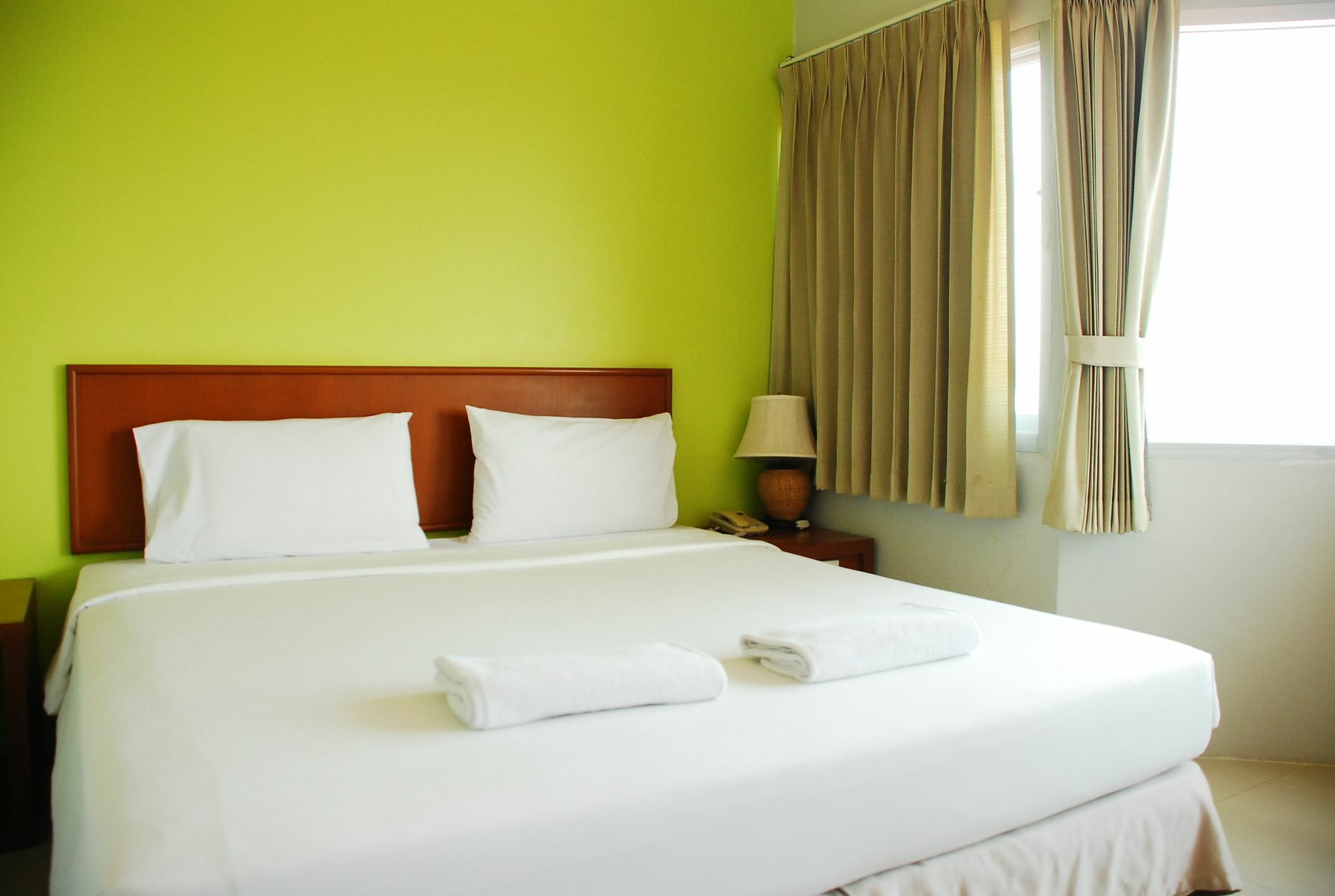 Prachuap Beach Hotel Прачуап Кири Кан Екстериор снимка